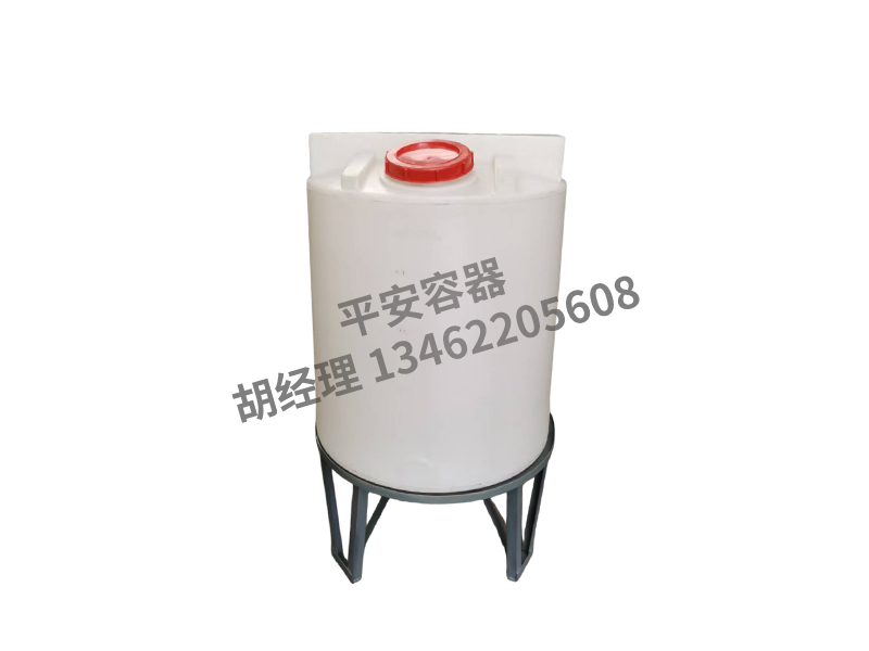 锥底水箱